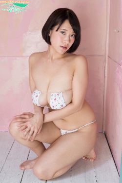 美女喷水